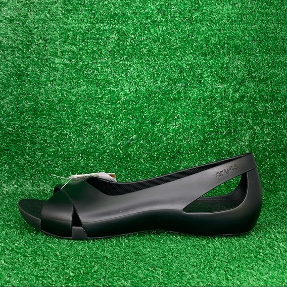 CROCS | Shoes | New Crocs Serena Flat Sandals Size 1 | Poshmark